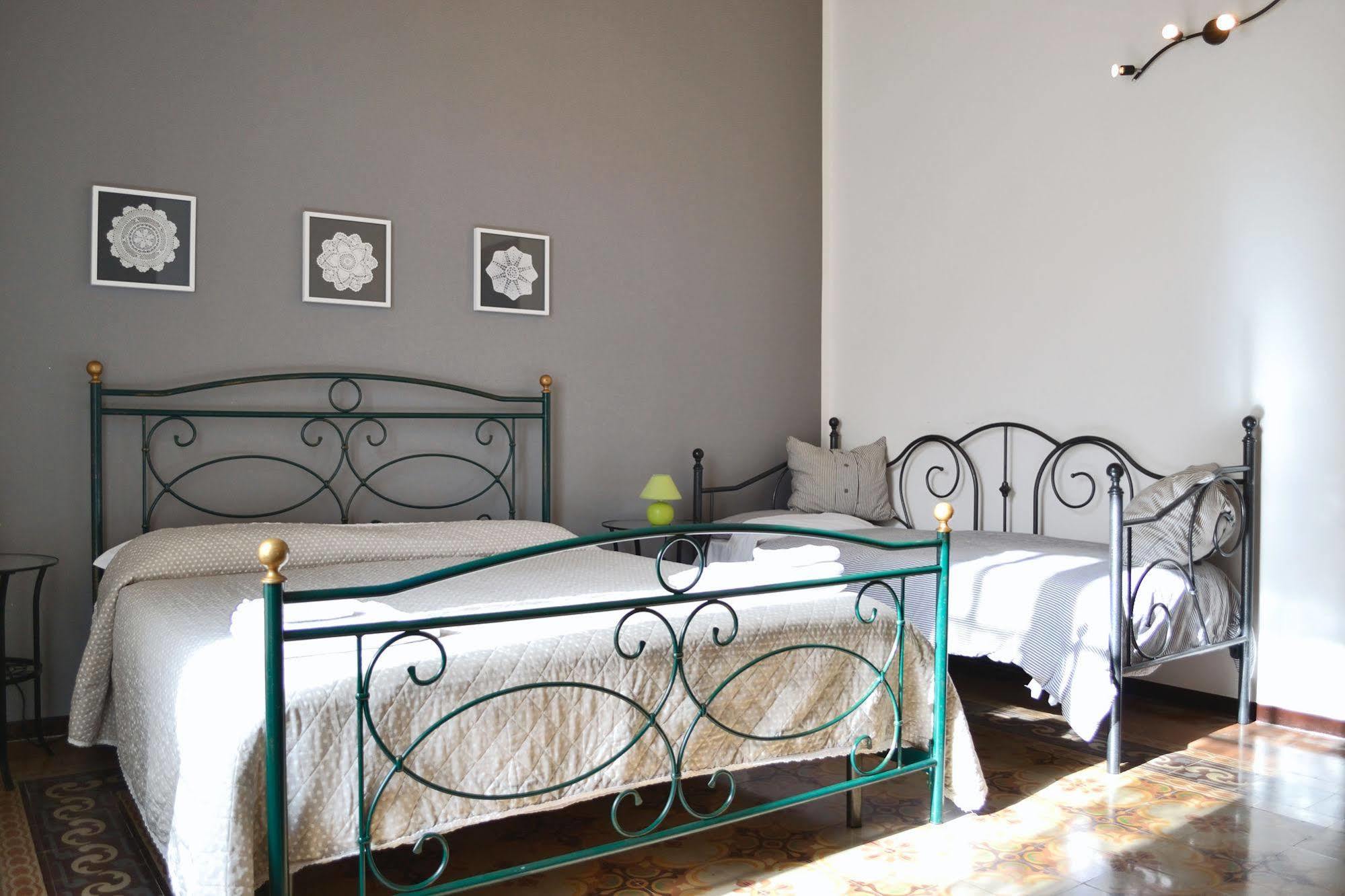 Residenza Di Maggio Bed and Breakfast Palermo Exteriör bild